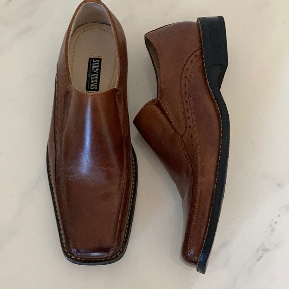Leather slip-on